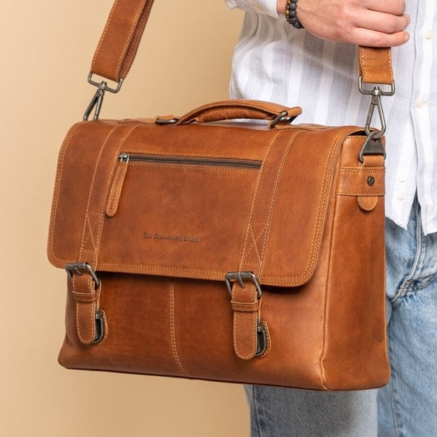Classic 100% Full-Grain leather Briefcase - Perspective arrière montrant les bretelles en cuir renforcées