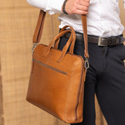 Levanto Full-Grain Leather Laptop Bag pour Femme – Vue produit alternative 2
