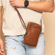 Hamilton Full-Grain Leather Phone Bag pour Femme – Vue produit alternative 2