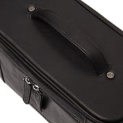 Vue détaillée of Classic Collar &amp; Heavy-Duty Zipper Hardware on Limone Full-Grain Leather Toiletry Bag pour Femme