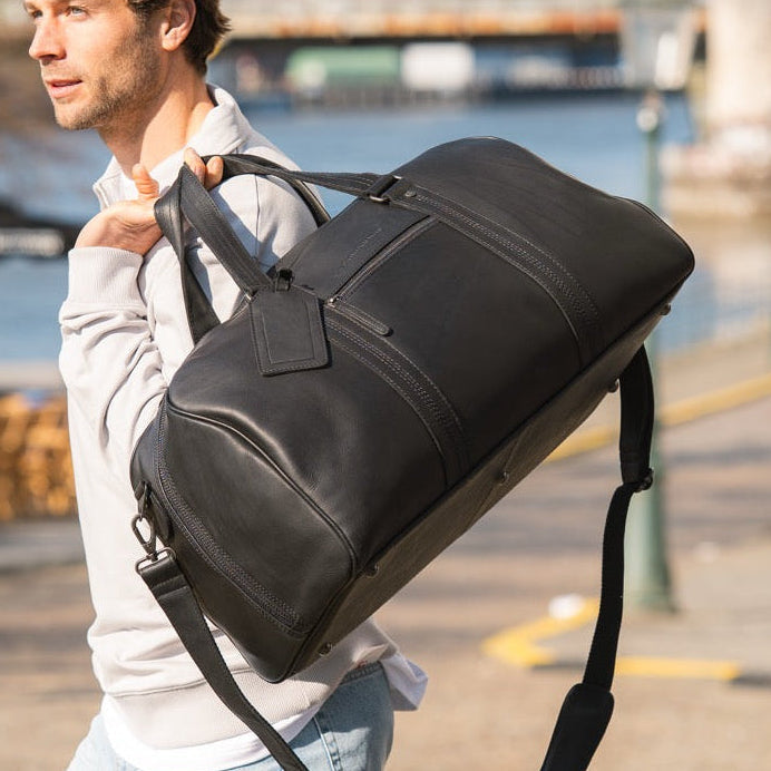 
Classic 100% Full-Grain Leather Duffle Bag - Perspective arrière montrant les bretelles en cuir renforcées