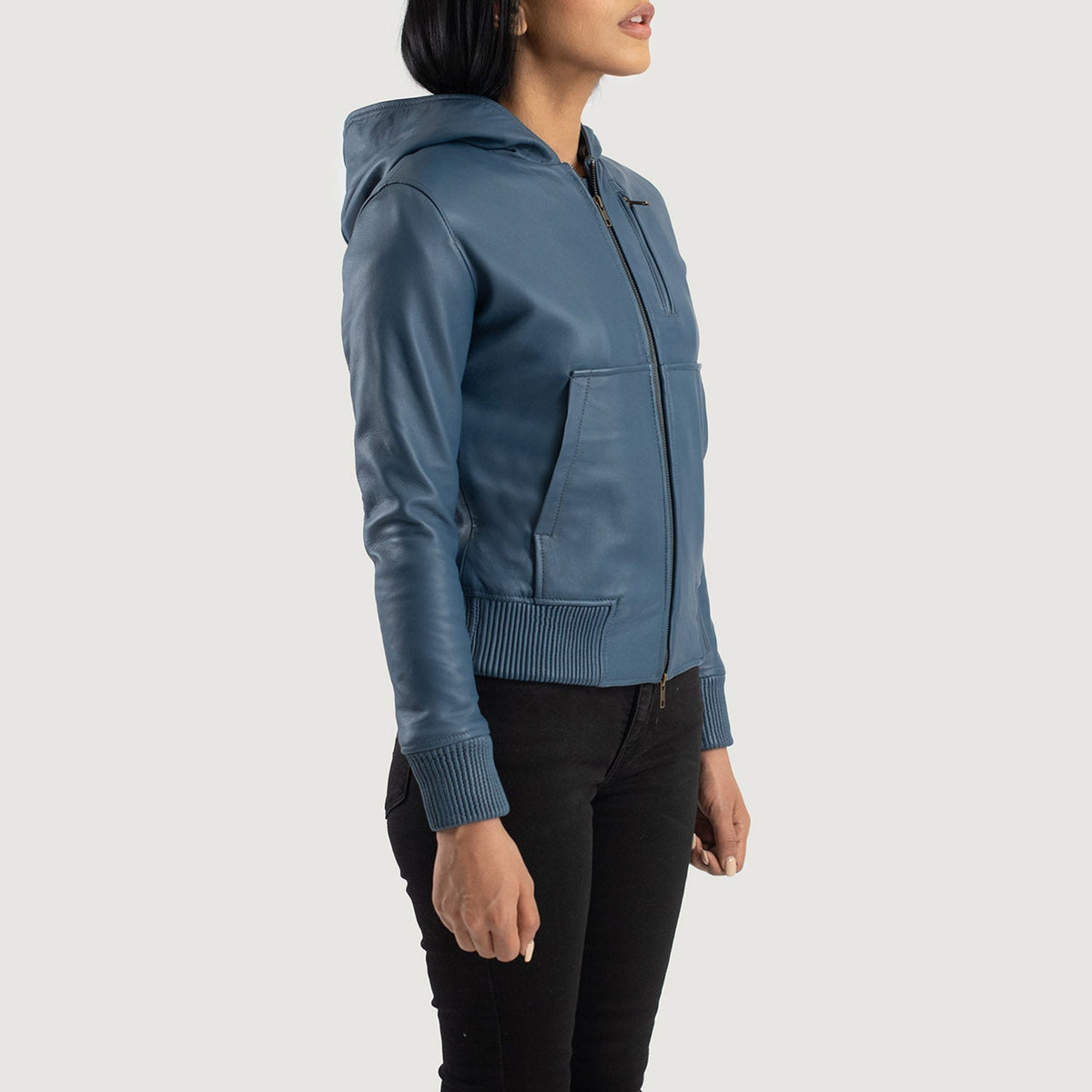Blue Sheepskin Leather Bomber Jacket - Vue de dos avec coupe ajustée aux épaules &amp; ourlet soigné