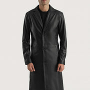 Vue détaillée of Notch &amp; Button Hardware on Mateo Black Leather Single Breasted Coat