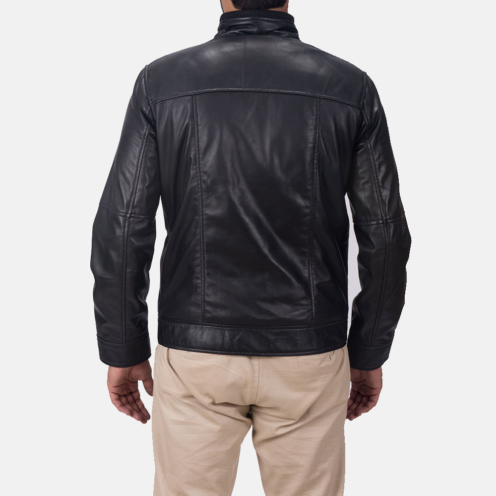 Vue détaillée of Band &amp; Zipper Hardware on Maurice Noir Veste en Cuir pour Homme