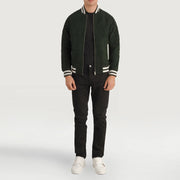 Pascal Vert Suede Varsity Veste en Cuir pour Homme - Vue de profil avec coupe de manche ergonomique