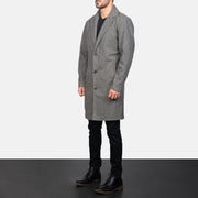 
Grey Synthetic Wool Trench Coat - Vue arrière montrant la carrure ajustée et l'ourlet net