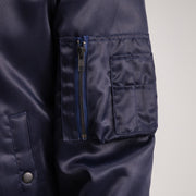 Vue intérieure Showing Polyester Lining &amp; Deux poches intérieures
