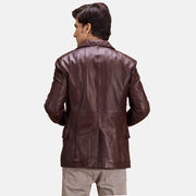 Vue détaillée of Notch &amp; Button Hardware on Radaron Matelassé Bordeaux Blazer en Cuir en Cuir pour Homme