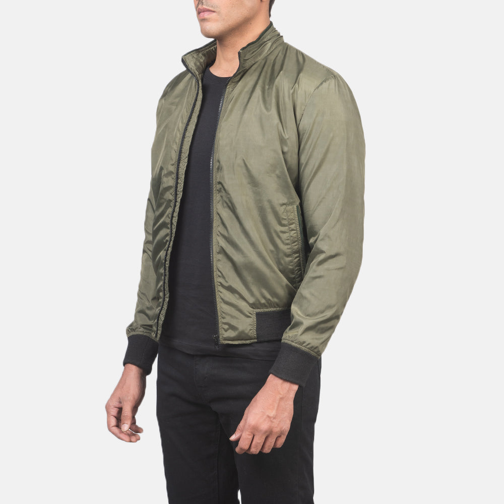 Green Nylon Bomber Jacket - Vue de dos avec coupe ajustée aux épaules &amp; ourlet soigné