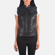 
Rayne Moto Noir Gilet en Cuir pour Femme in Black Sheepskin Leather - Vue de face & silhouette ajustée | Acheter en ligne