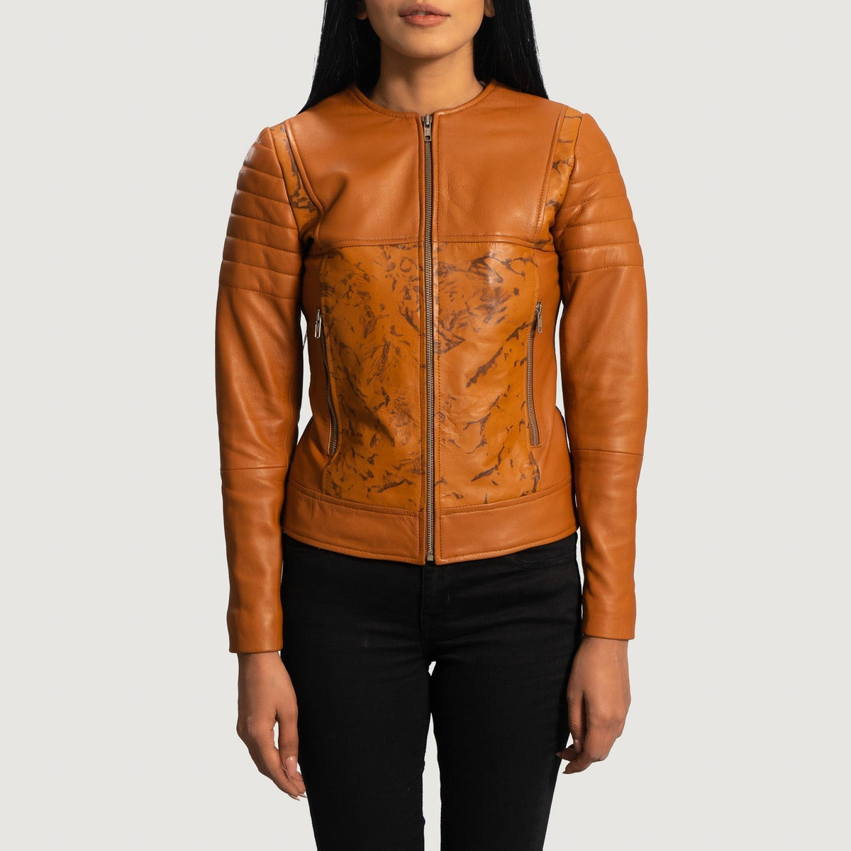 Women's Sandy Camel Dye Veste Motard en Cuir pour Femme in Tan Brown Sheepskin Dip &amp;Amp; Dye - Vue de face &amp; silhouette ajustée | Acheter en ligne