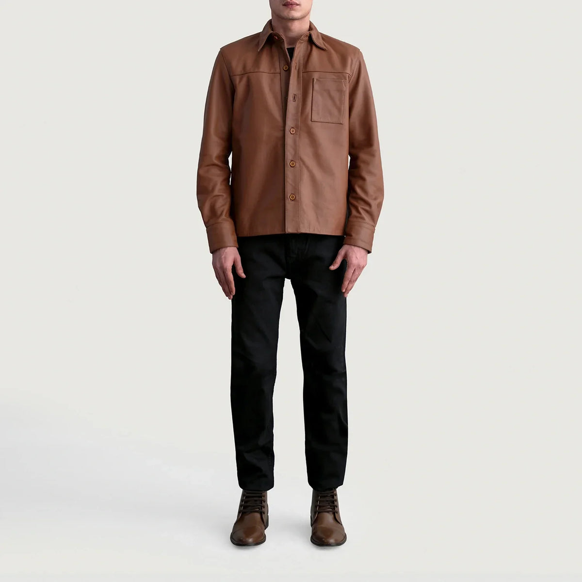 
Vue détaillée of Shirt & Buttons Hardware on Scout Matte Marron Leather Shirt pour Homme