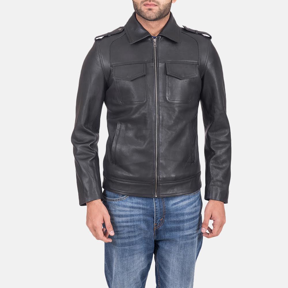 Sergeant Noir Veste en Cuir pour Homme in Black Calfskin Leather - Vue de face &amp; silhouette ajustée | Acheter en ligne