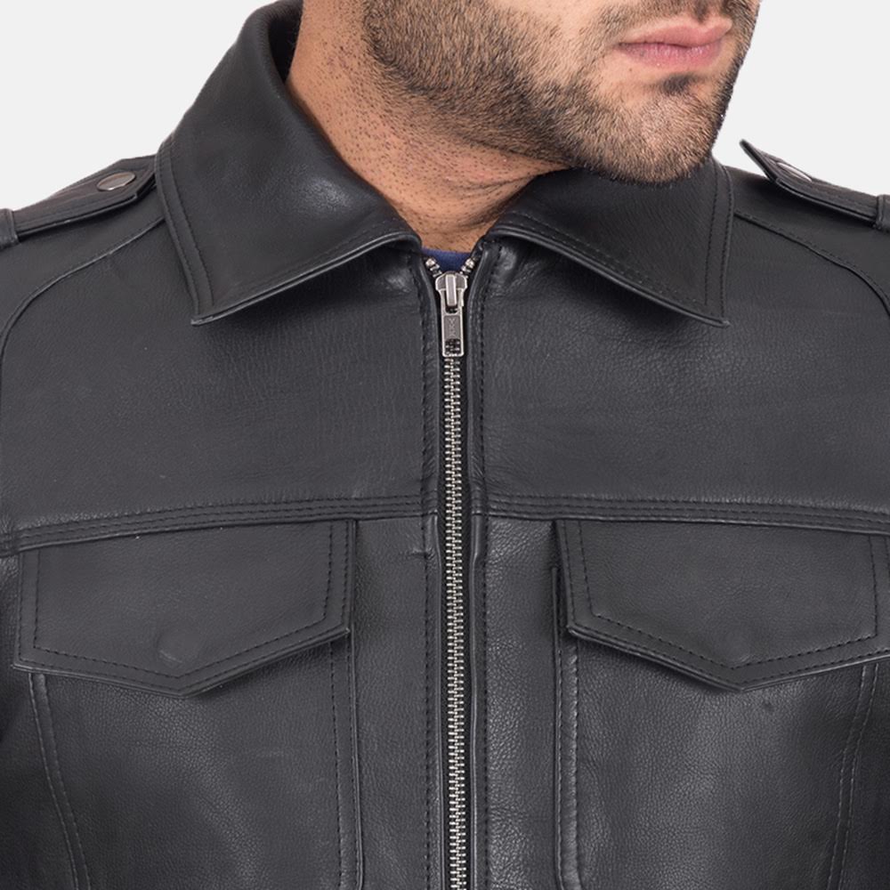 Black Calfskin leather Jacket - Vue de dos avec coupe ajustée aux épaules &amp; ourlet soigné