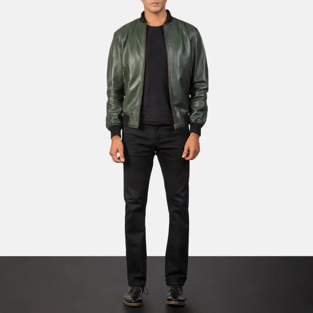 Vue détaillée of Rib Knit &amp; Zipper Hardware on Men's Shane Army Green Leather Bomber Jacket