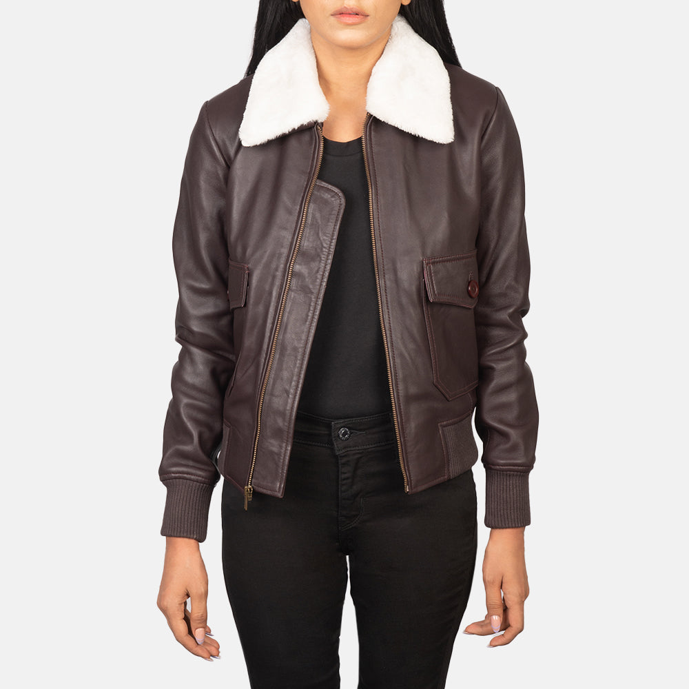 
Stella G-1 Maroon Leather Bomber Jacket in Maroon Sheepskin Leather - Vue de face & silhouette ajustée | Acheter en ligne