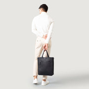
The Poet Sac cabas en cuir – alternate product view 9