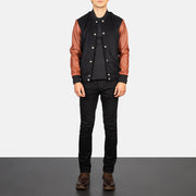 Men's Vaxton Brown Hybrid Varsity Jacket - Vue de profil avec coupe de manche ergonomique