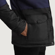 
Vue intérieure Showing Quilted Viscose Lining & Deux poches intérieures fonctionnelles