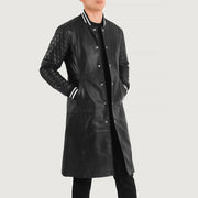 Wilde Noir Leather Varsity Manteau en Cuir pour Homme - Vue de profil avec coupe de manche ergonomique