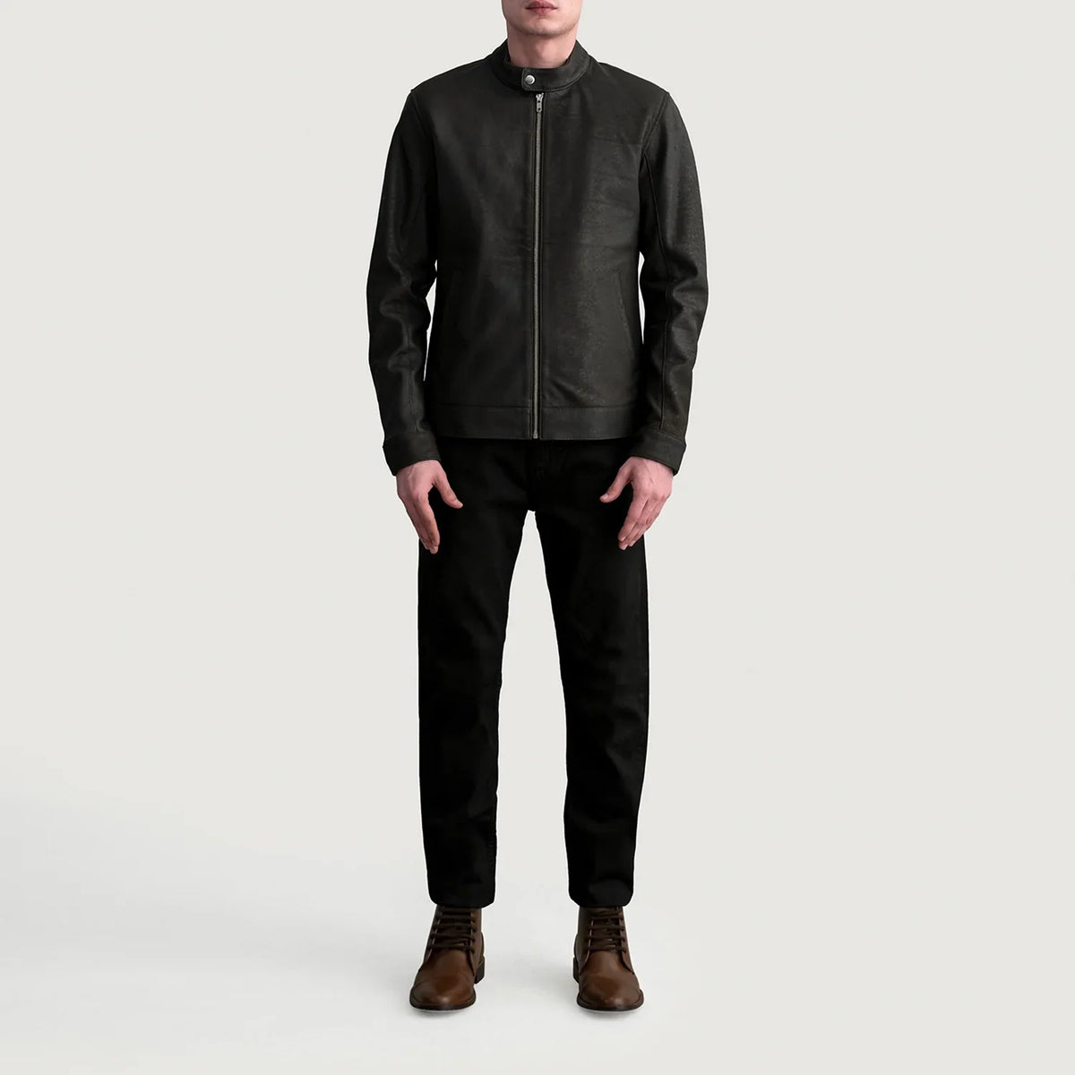 Vue détaillée of Snap Button &amp; Zipper Hardware on Zen Tumbled Marron Veste Motard en Cuir pour Homme