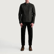 Vue détaillée of Snap Button &amp; Zipper Hardware on Zen Tumbled Marron Veste Motard en Cuir pour Homme