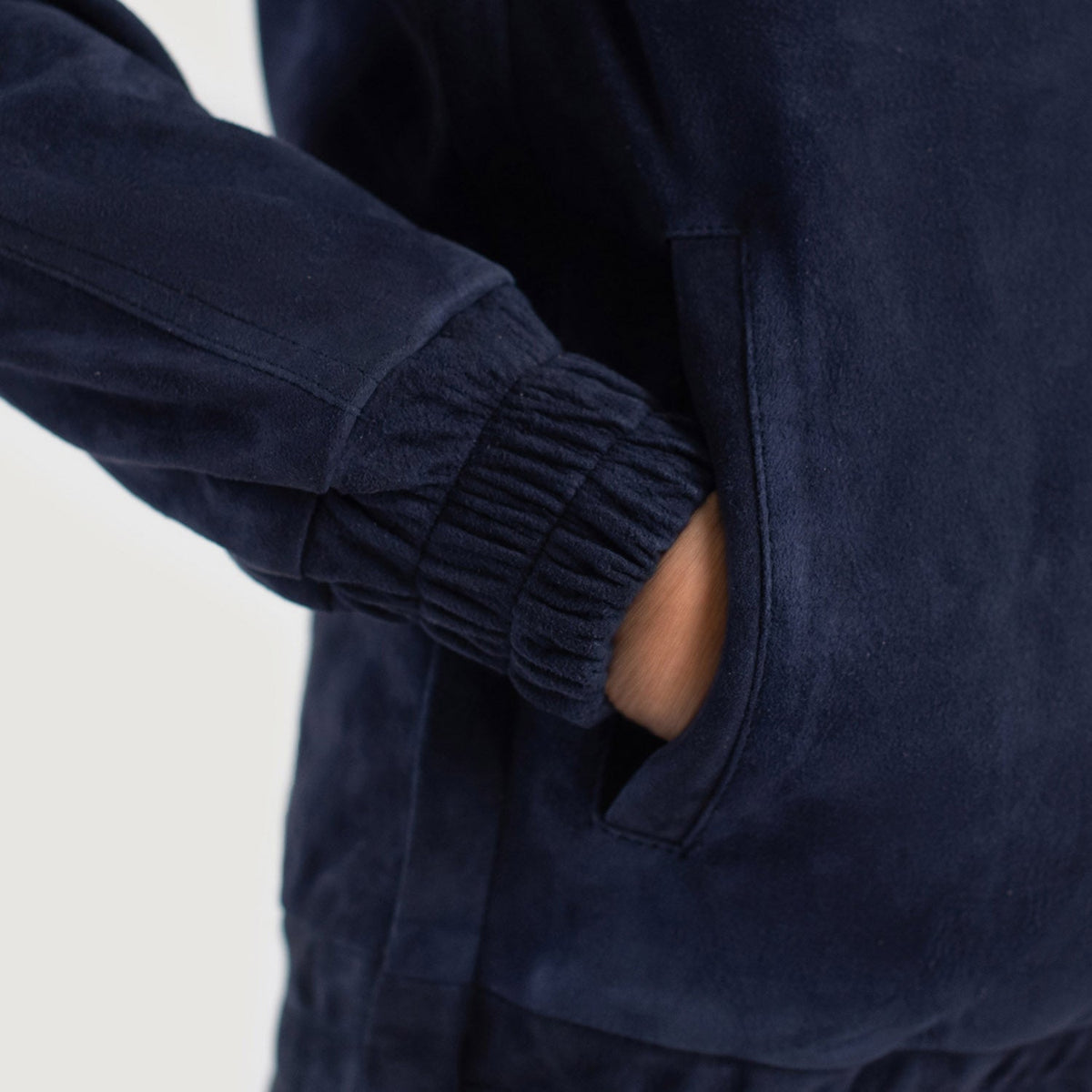 Vue intérieure Showing Polyester Lining &amp; Deux poches intérieures